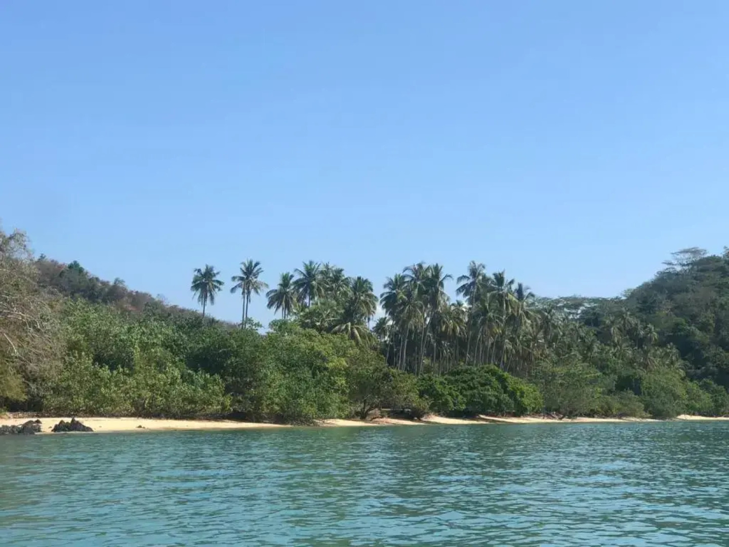 Antonio's ko yao noi BED & Pool