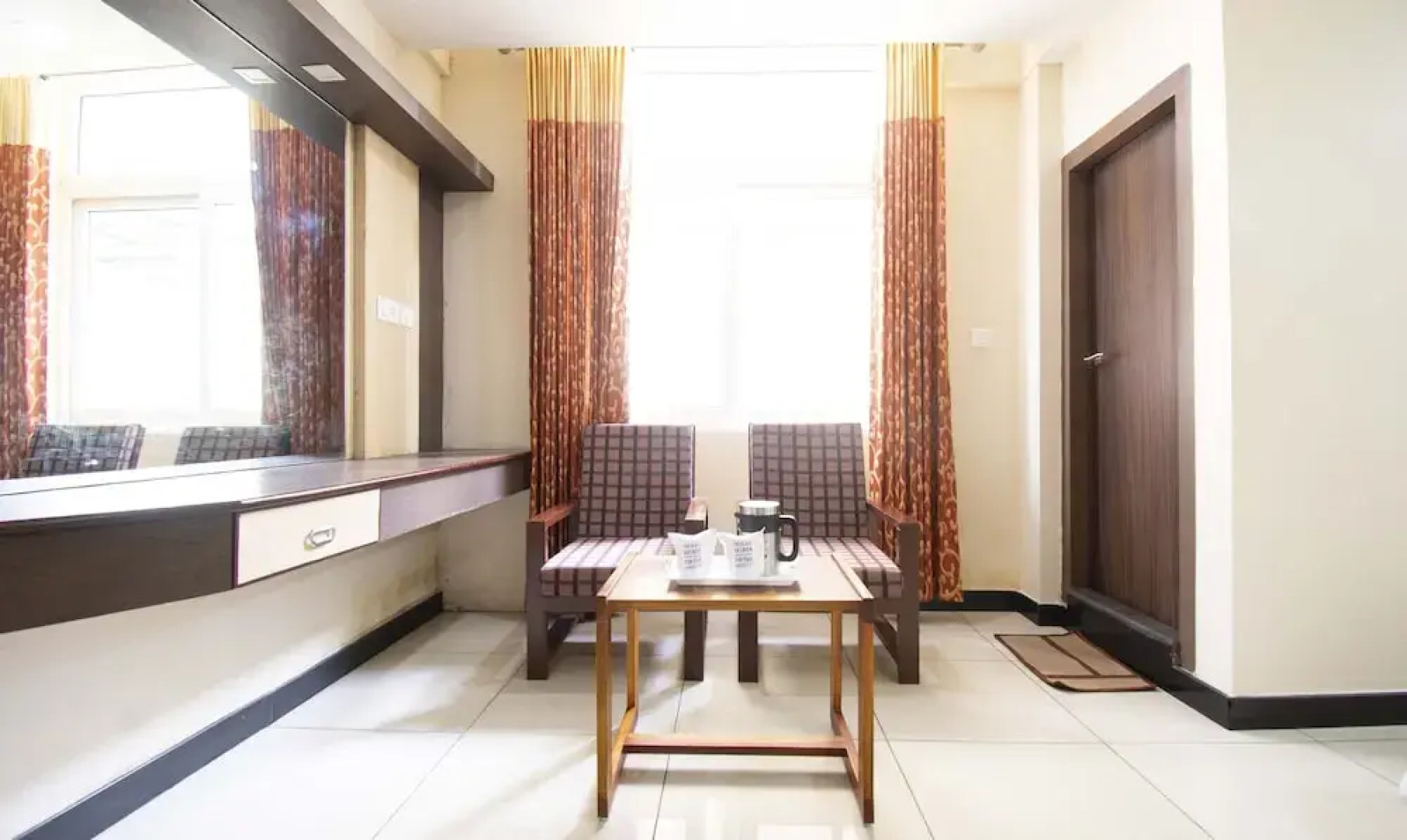 Treebo Trip Lumino Rainbow