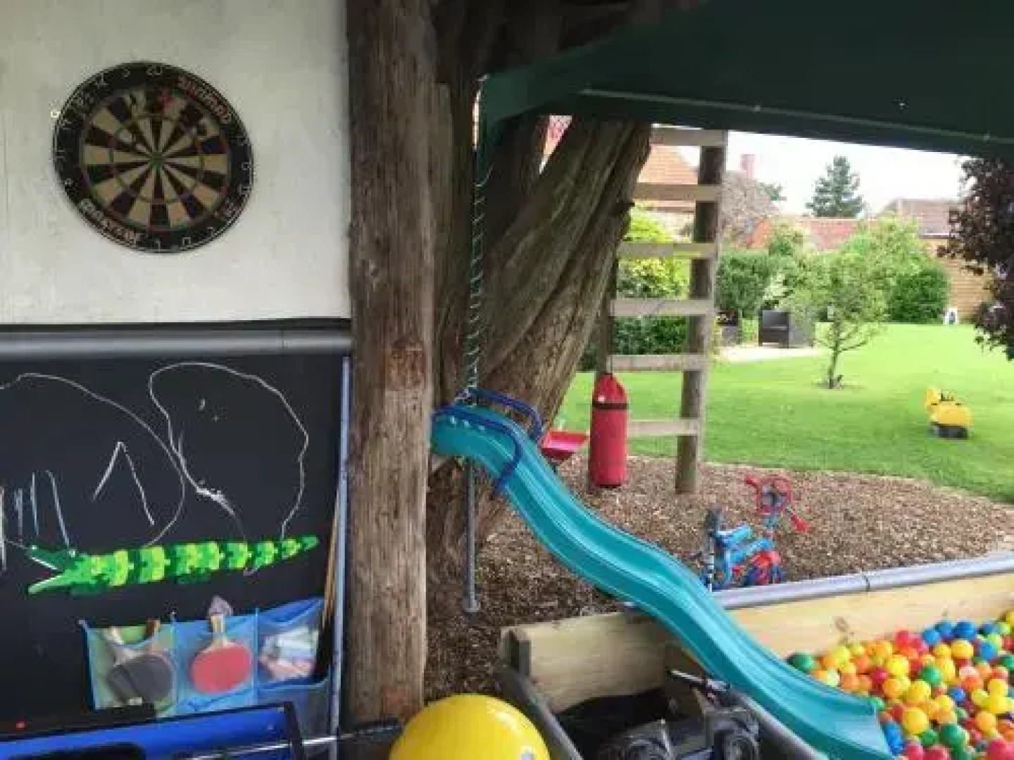 Rew Farm Country & Equestrian Accommodation