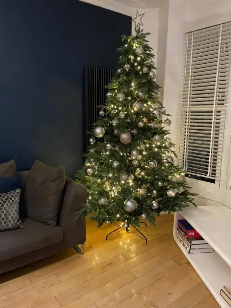 The Clock Tower Apartment - Large, Modern, 2 bed apartment, Southsea with Free parking - sleeps 4