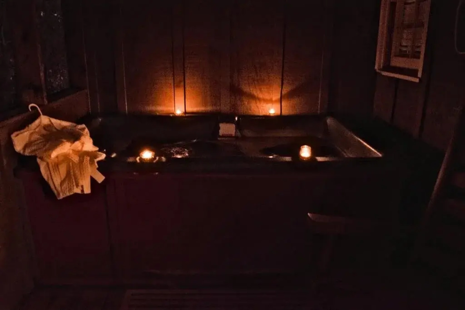 The Overlook Inn Bed and Breakfast