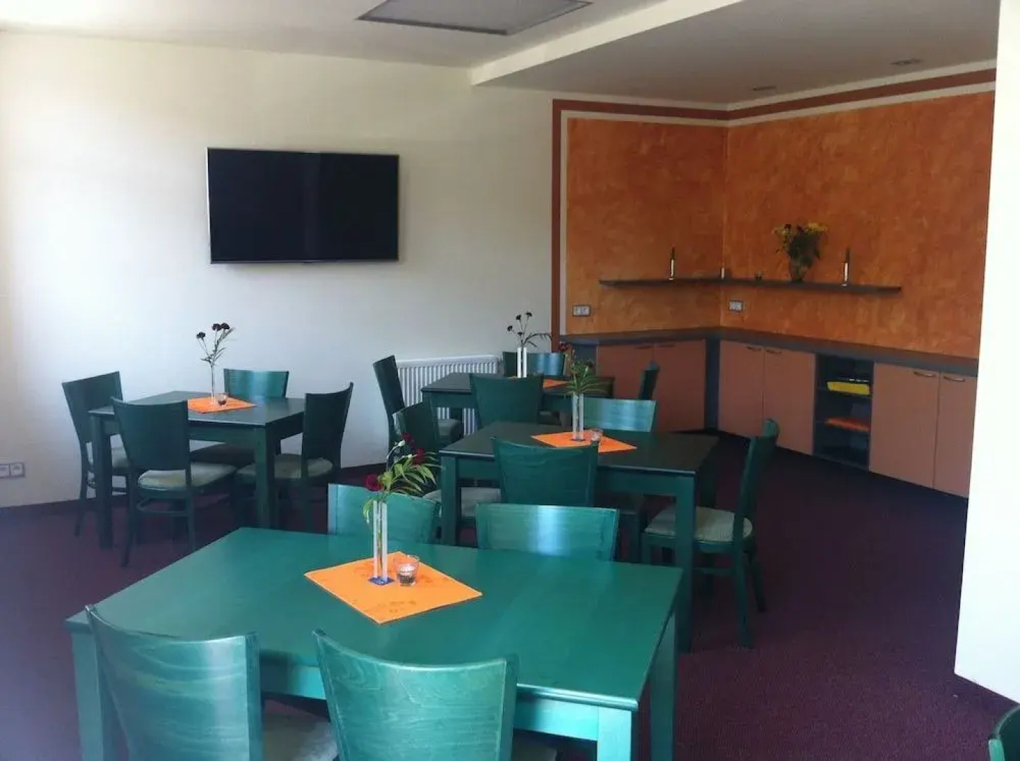 An der Porzellan Manufaktur