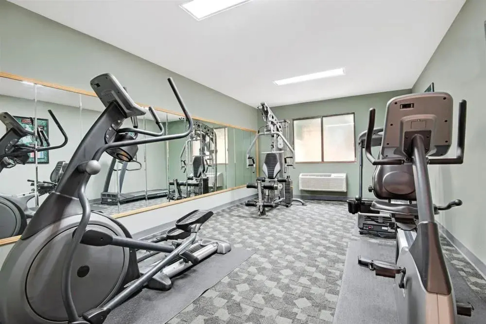 Days Inn Austin Crossroads