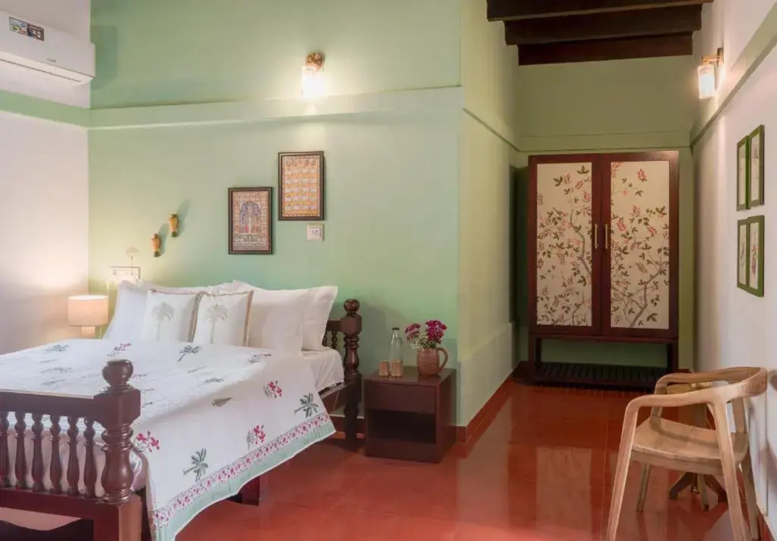 SaffronStays Amaya, Kannur - 300 Years Old Heritage Estate for Families and Large Groups
