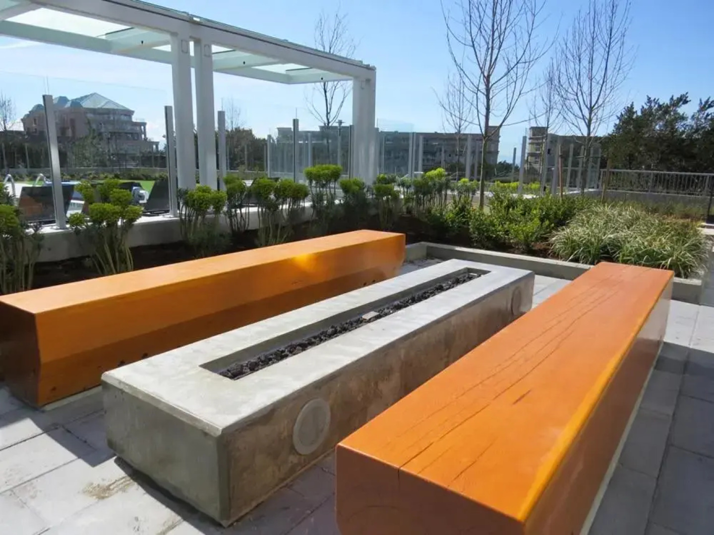 Encore by the Bay - 30 Day Min