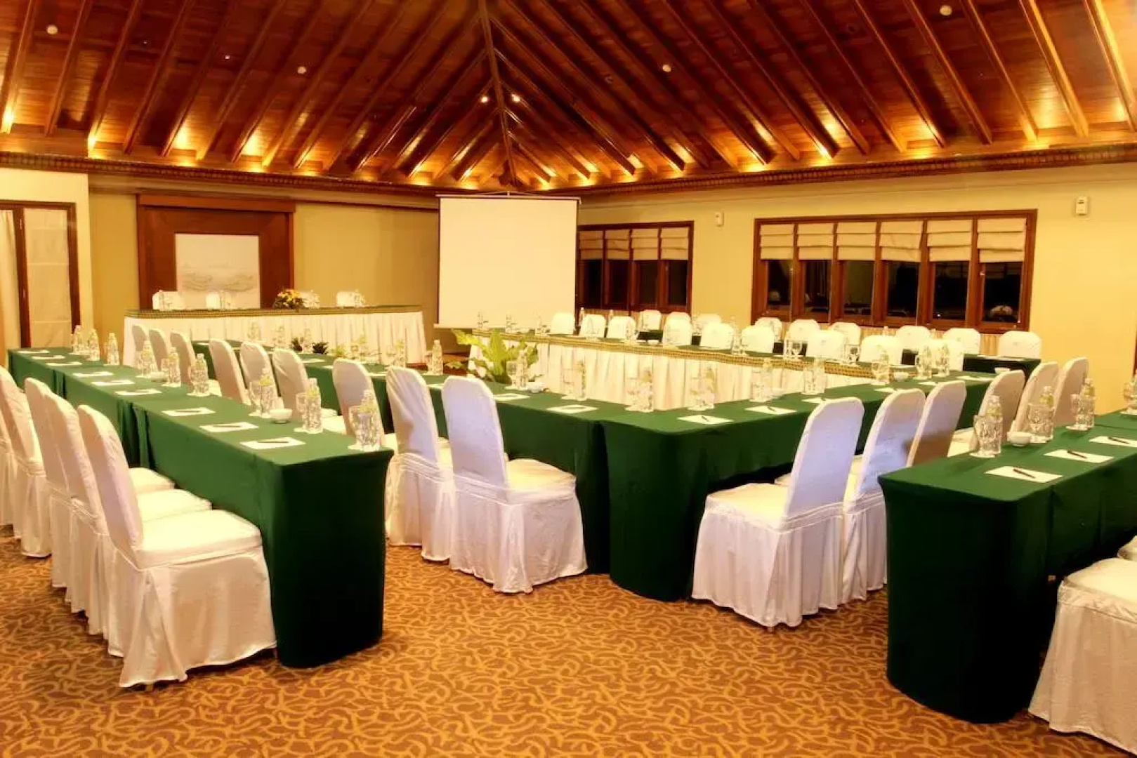 Laras Asri Resort and SPA
