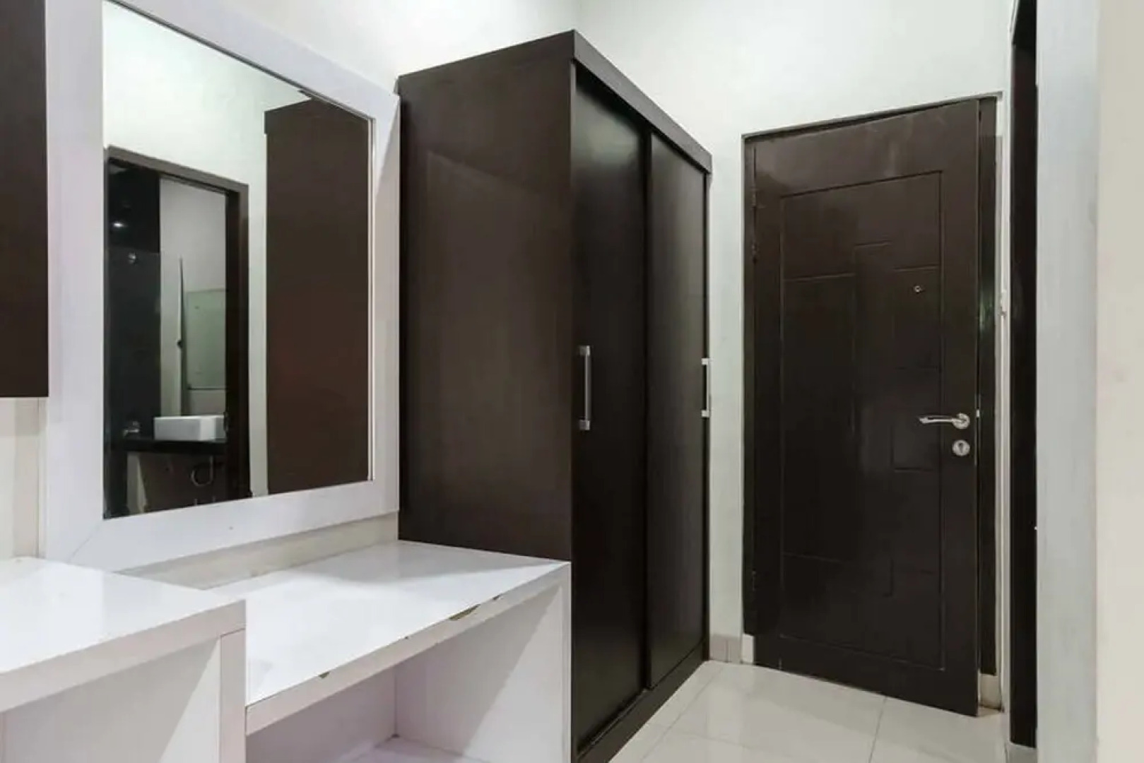 RedDoorz near Pelabuhan Bakauheni Lampung