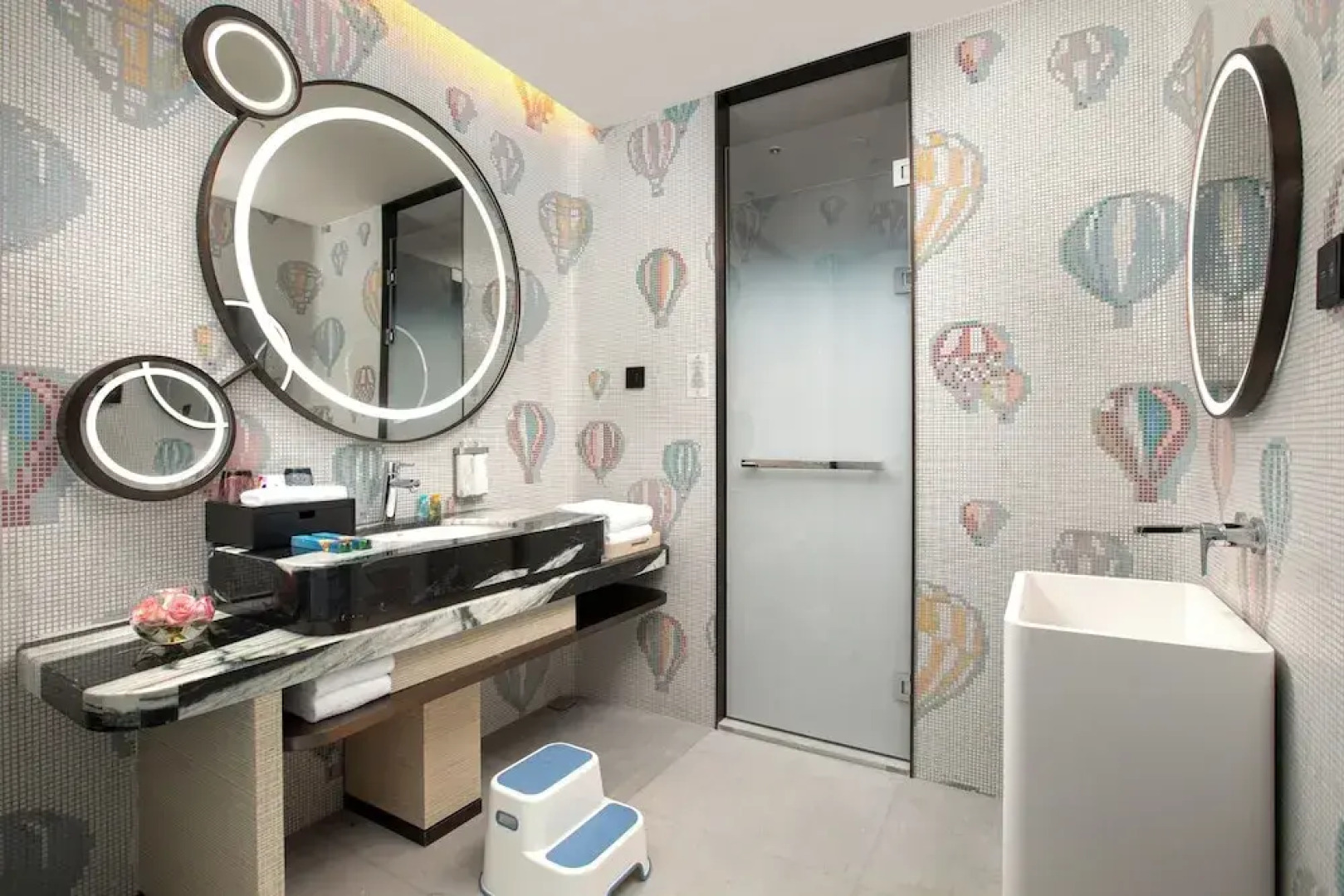 HUALUXE Sanya Yalong Bay Resort by IHG