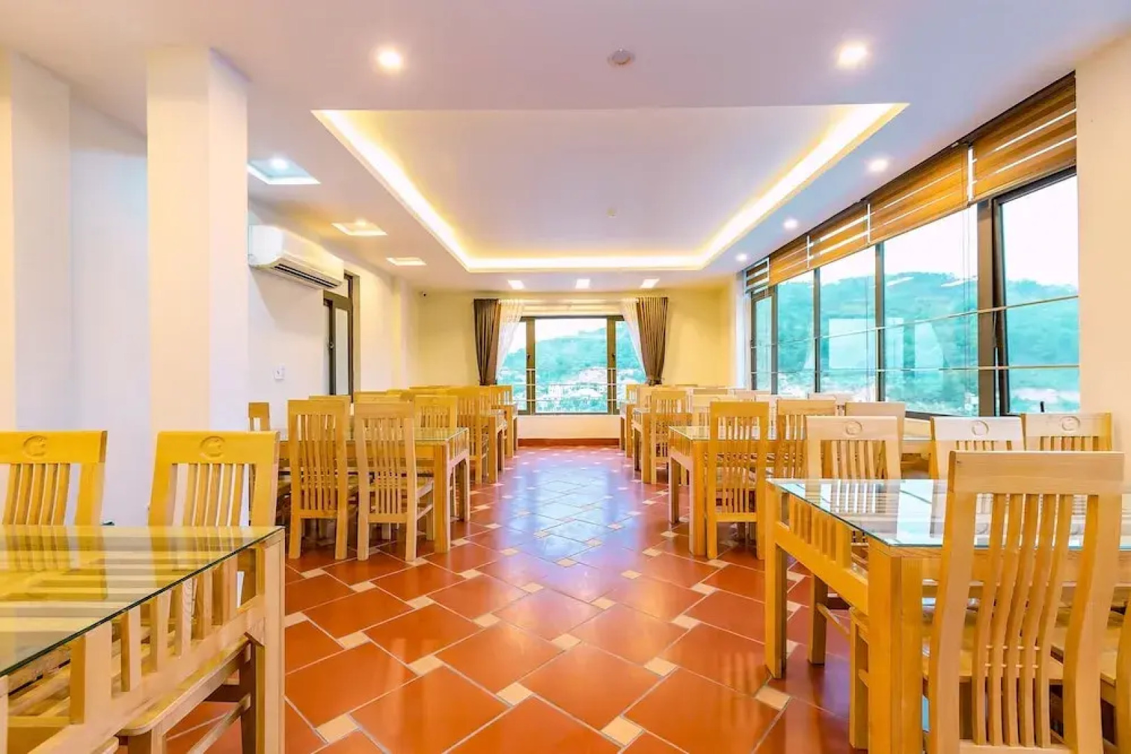Oyo 581 Dai Viet Hotel