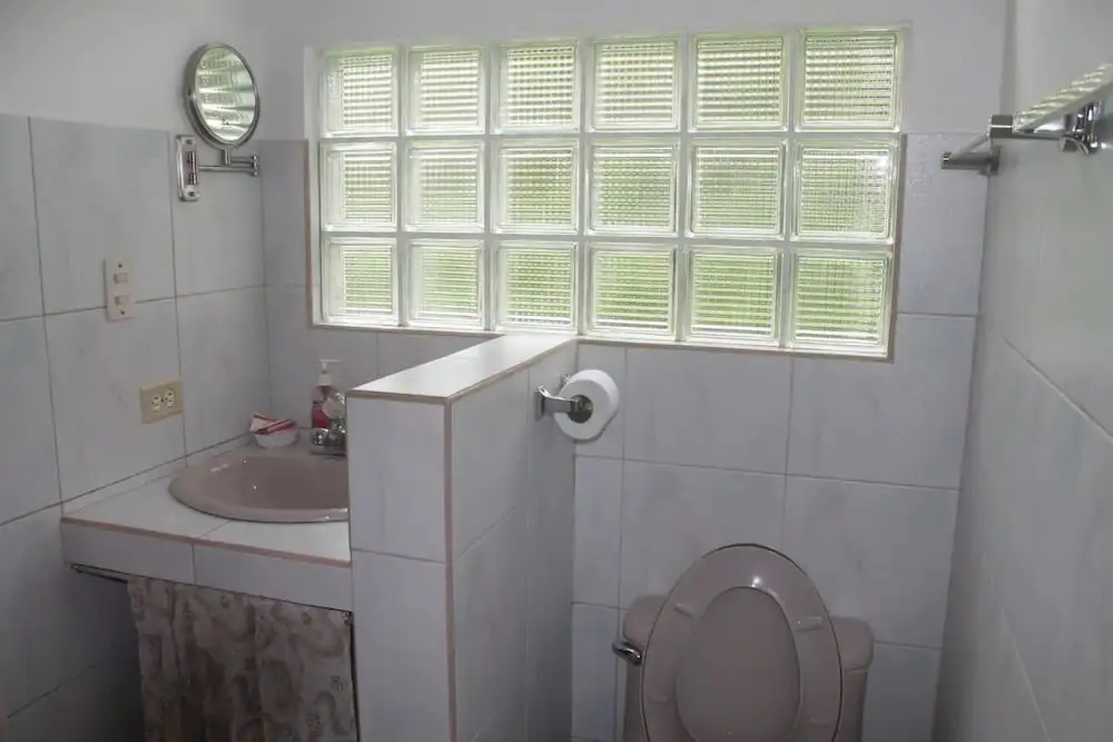 CRParaiso Main House