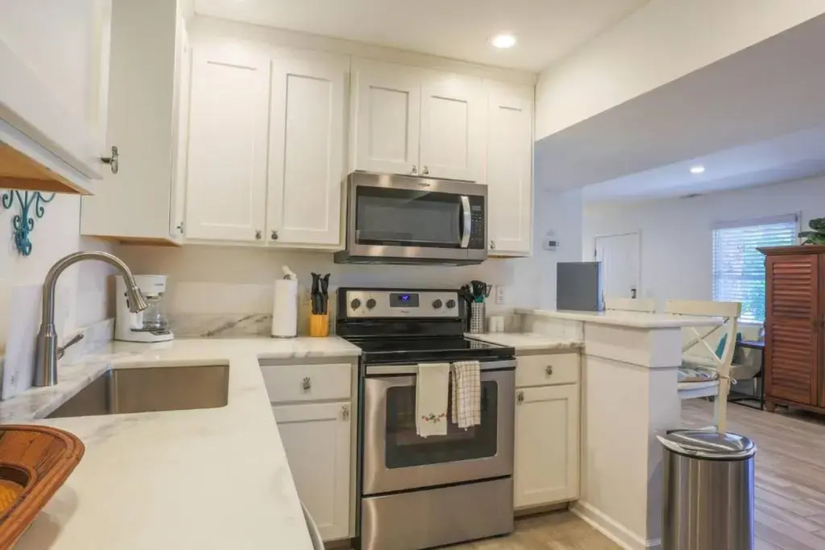 Carolina Breezes East