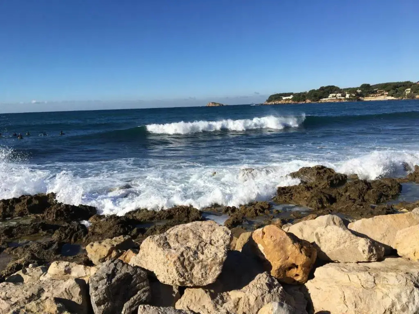 O FIL DE L'EAU BANDOL - App A05 - T3 avec Jardin et terrasse