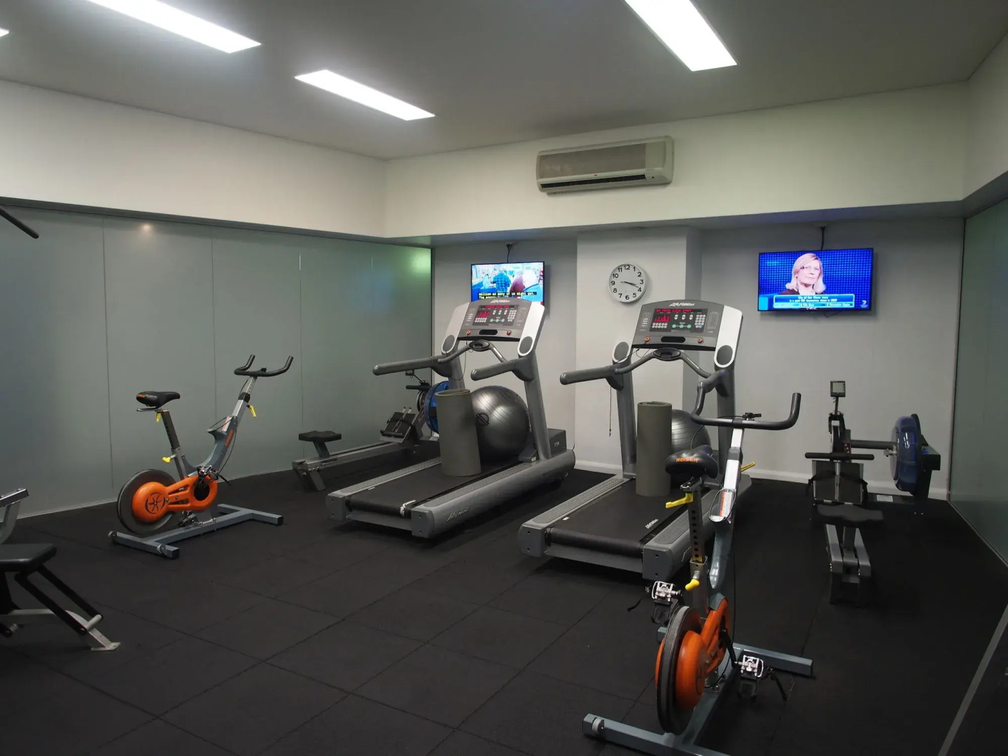 Hotel Urban St Leonards