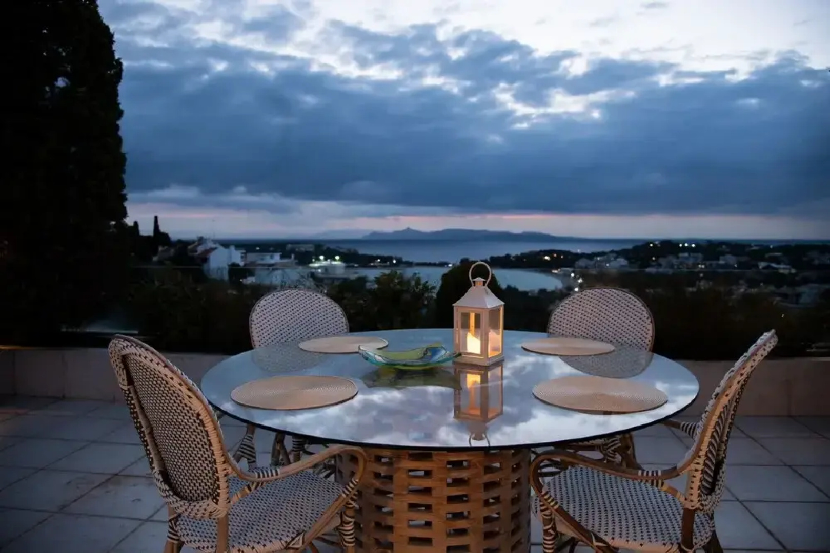 Vouliagmeni luxury Seaview apartment
