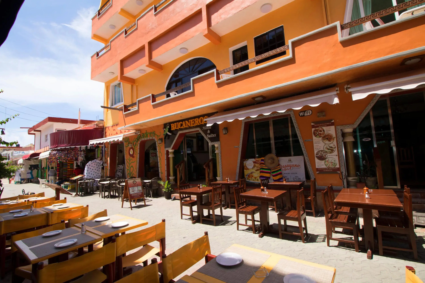 Hotel & Restaurant Bucaneros, Isla Mujeres