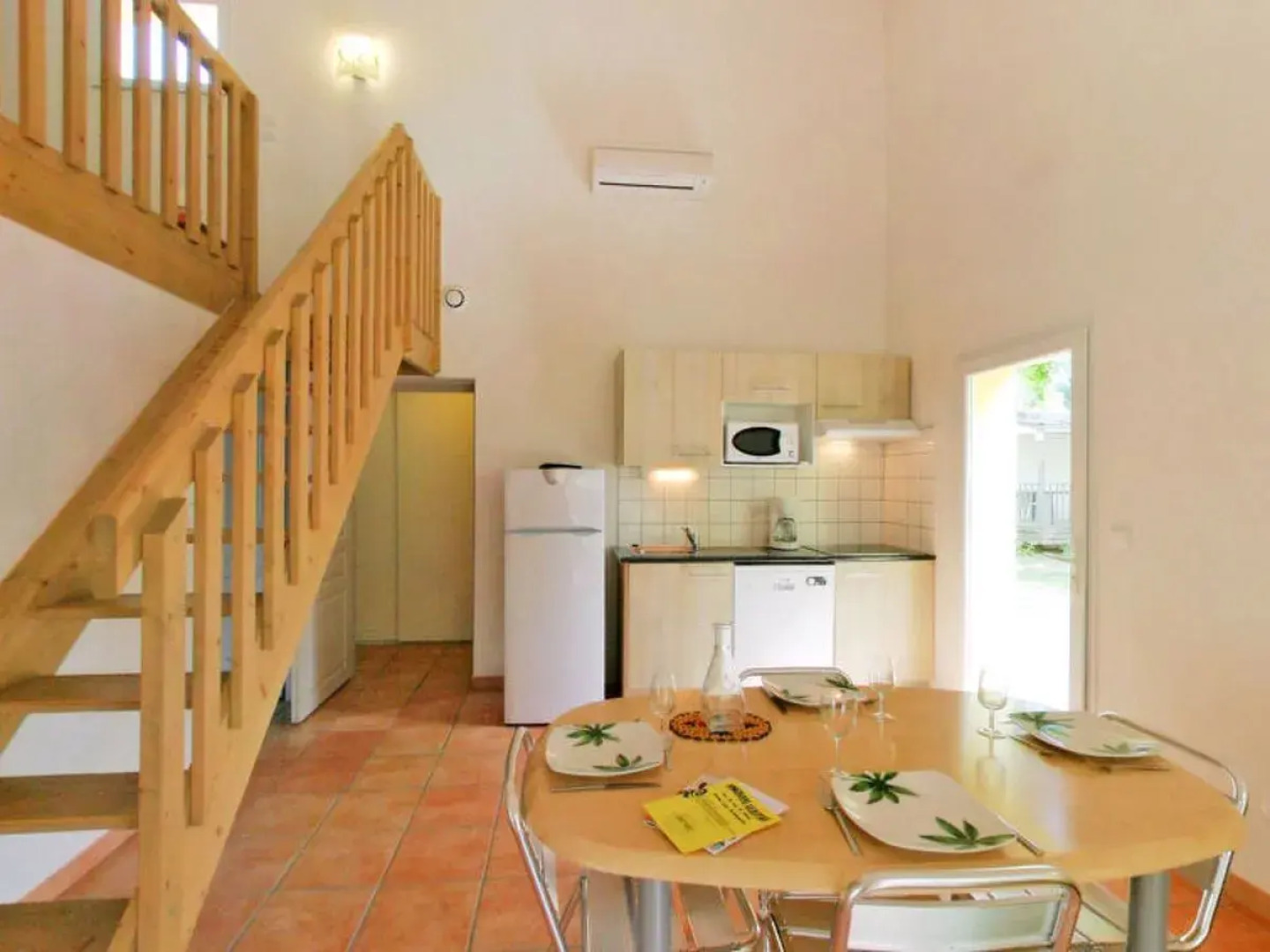 Holiday Home Le Mediterranée - AGL251