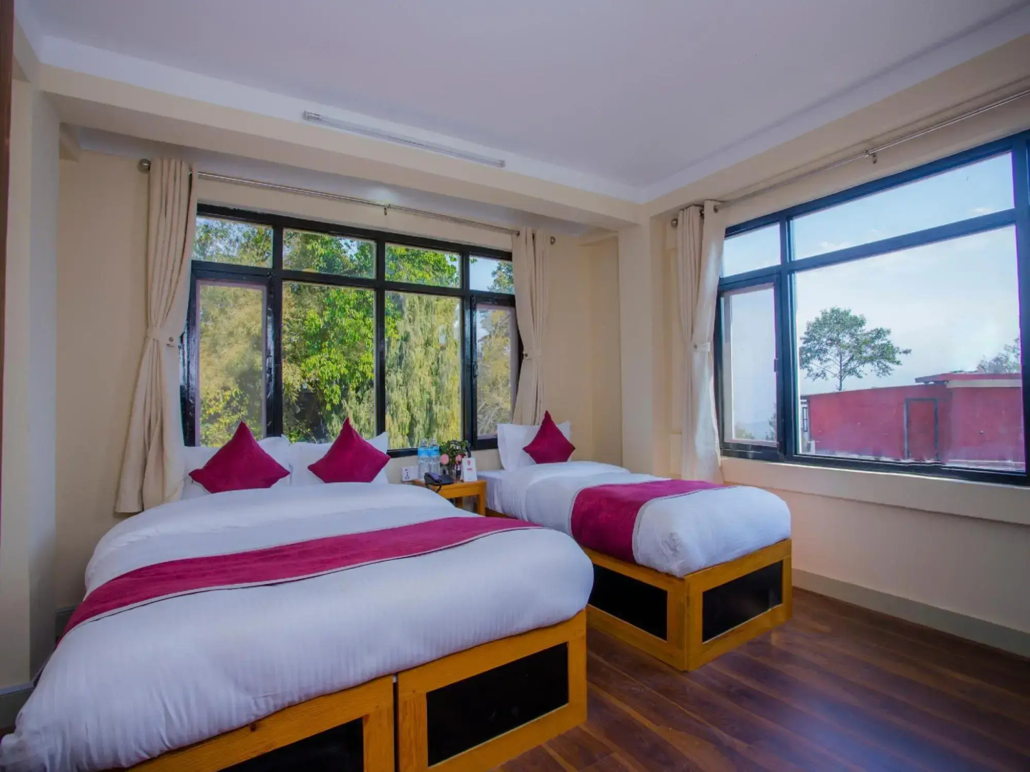 OYO 295 Asha Lodges