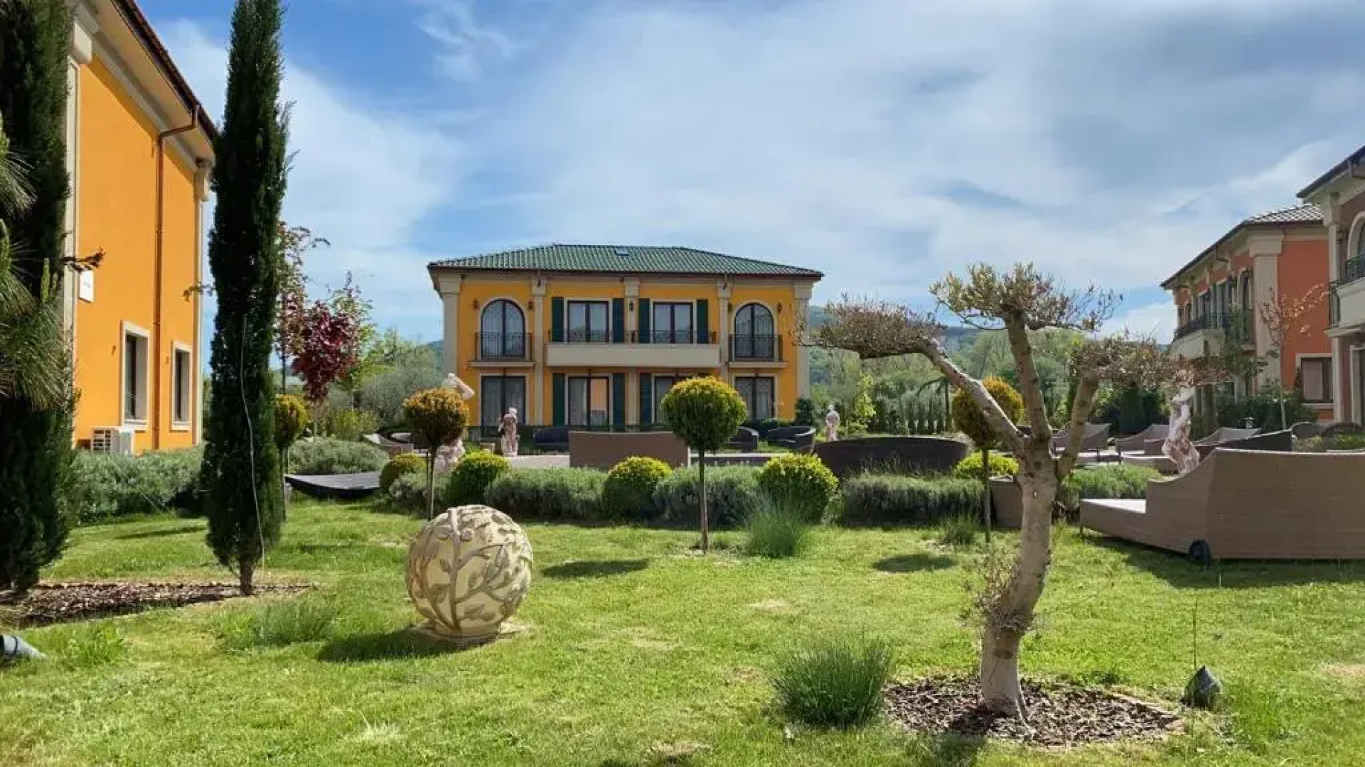 Therma ECO Village