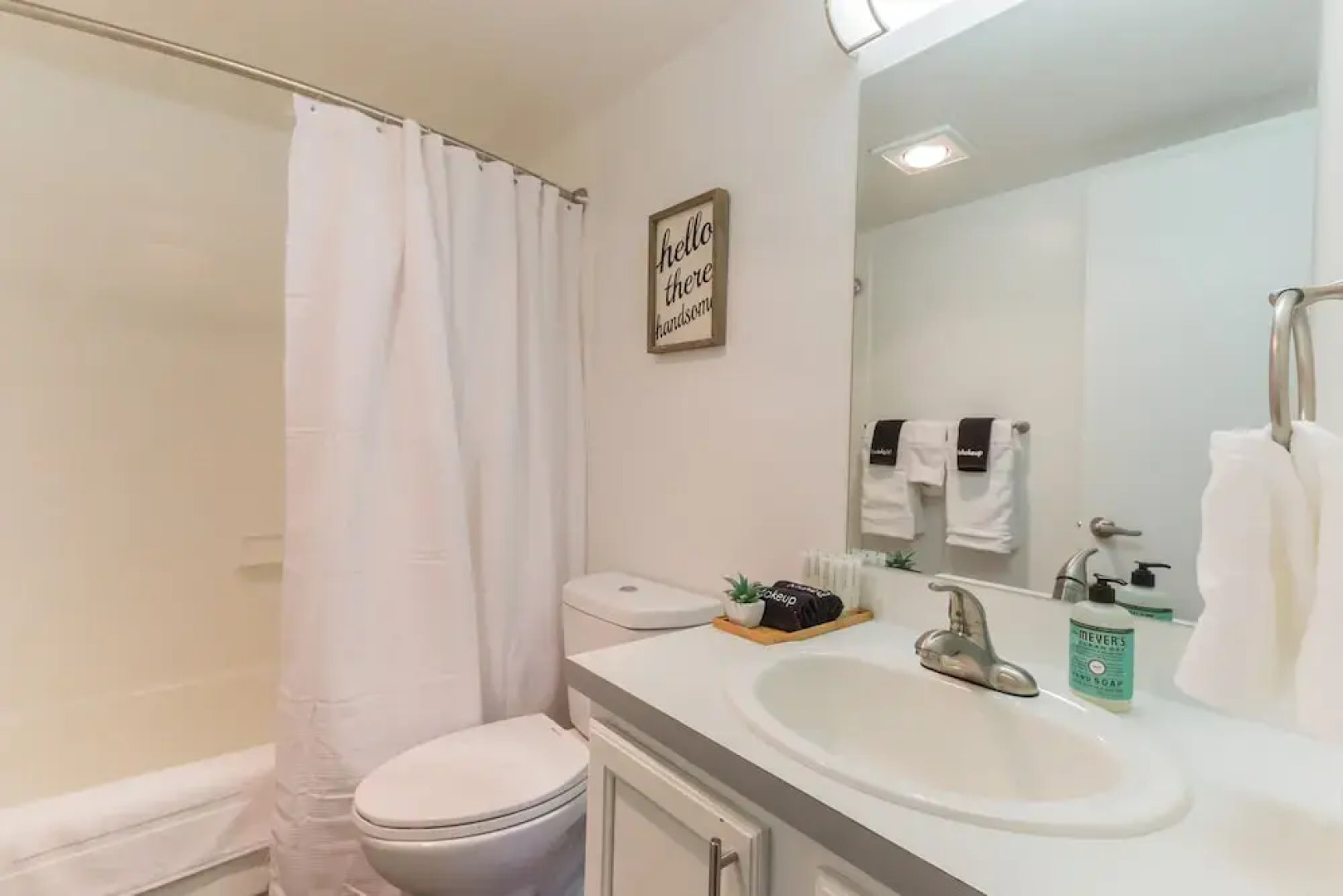 The Luxe Suites of Alexandria