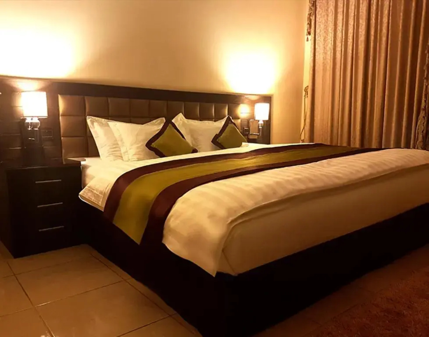 Qasr Allathqiah Furnished Apartment 4