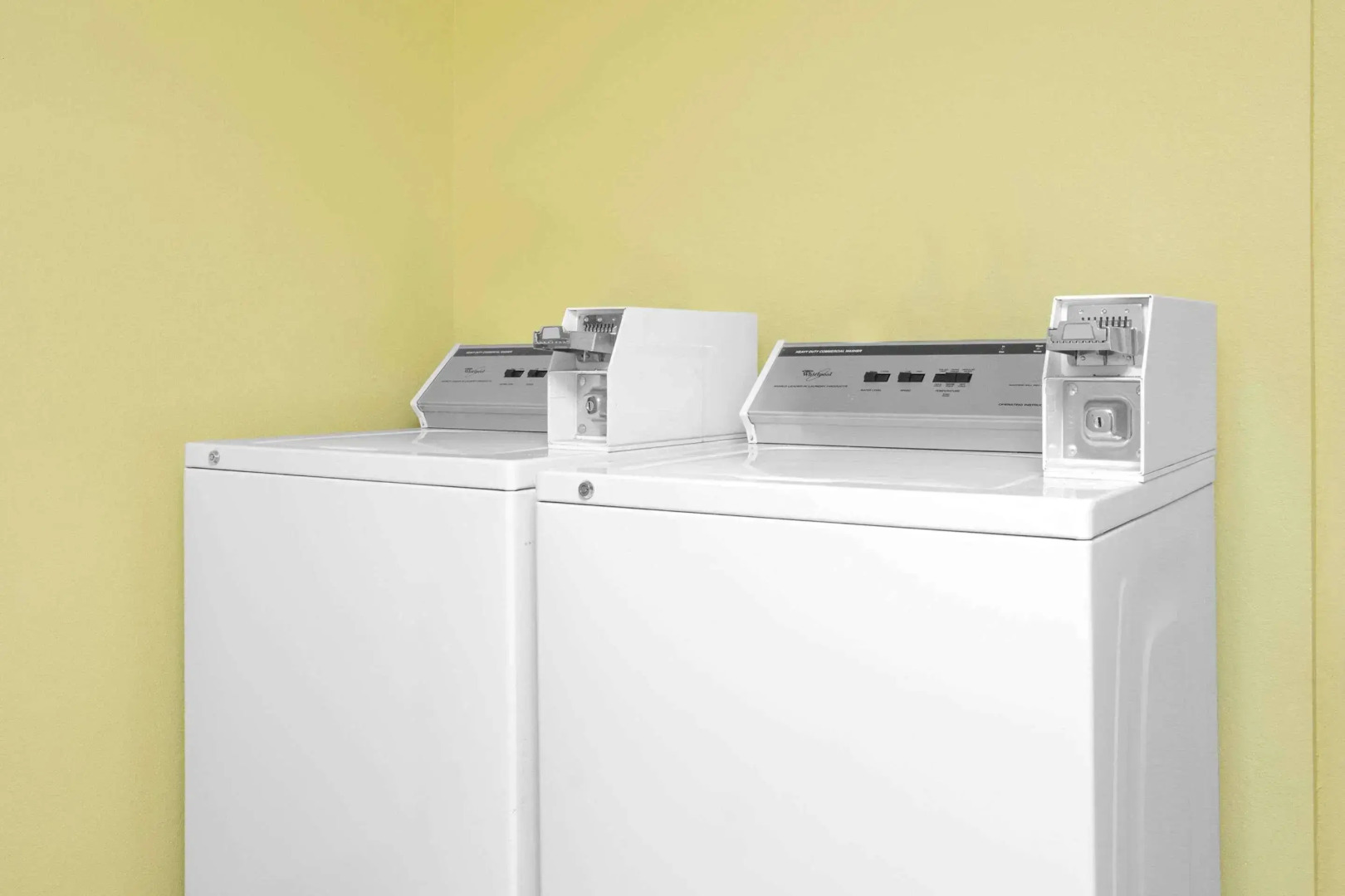 Slackline Moab, Outset Collection by Hilton