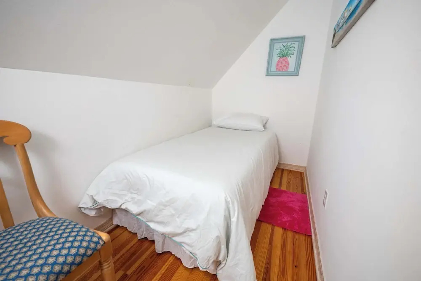 Secluded Waterfront Retreat for 23 Dock, Pets OK