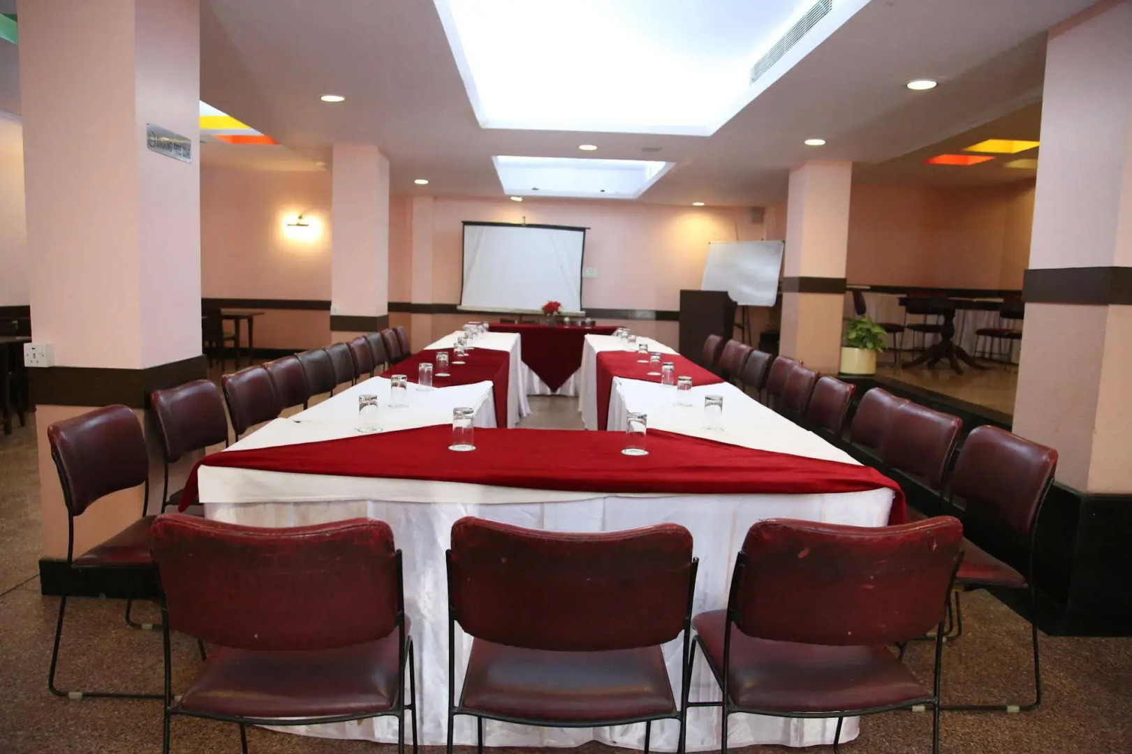 Hotel Tourist Deluxe