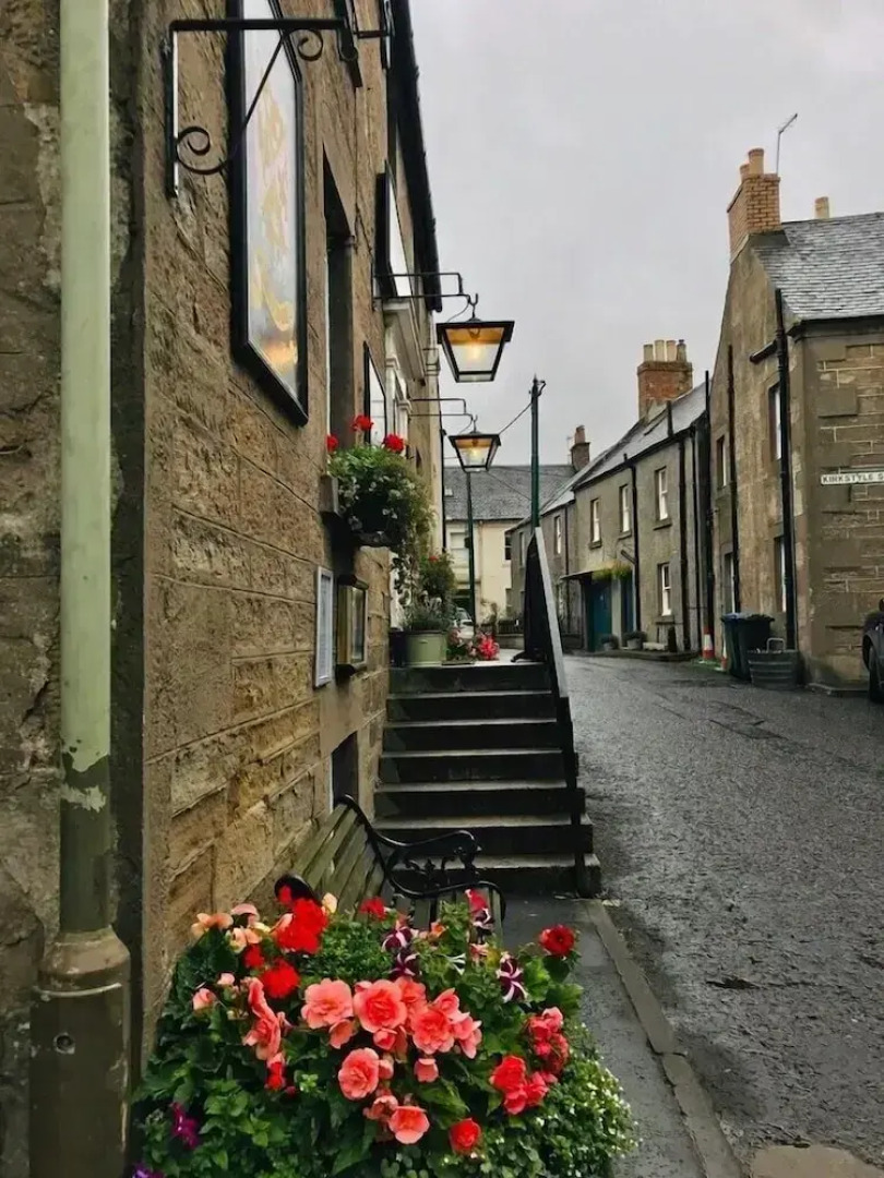 The Kirkstyle Inn & Rooms