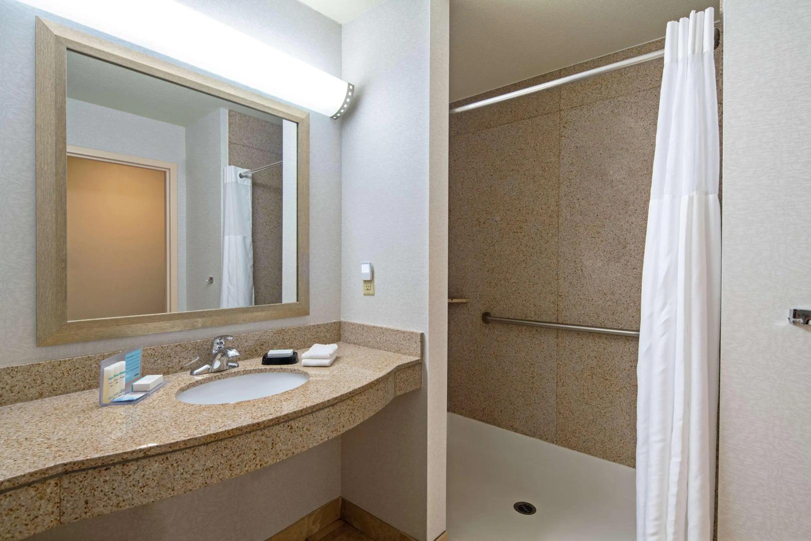 Hampton Inn & Suites Bremerton