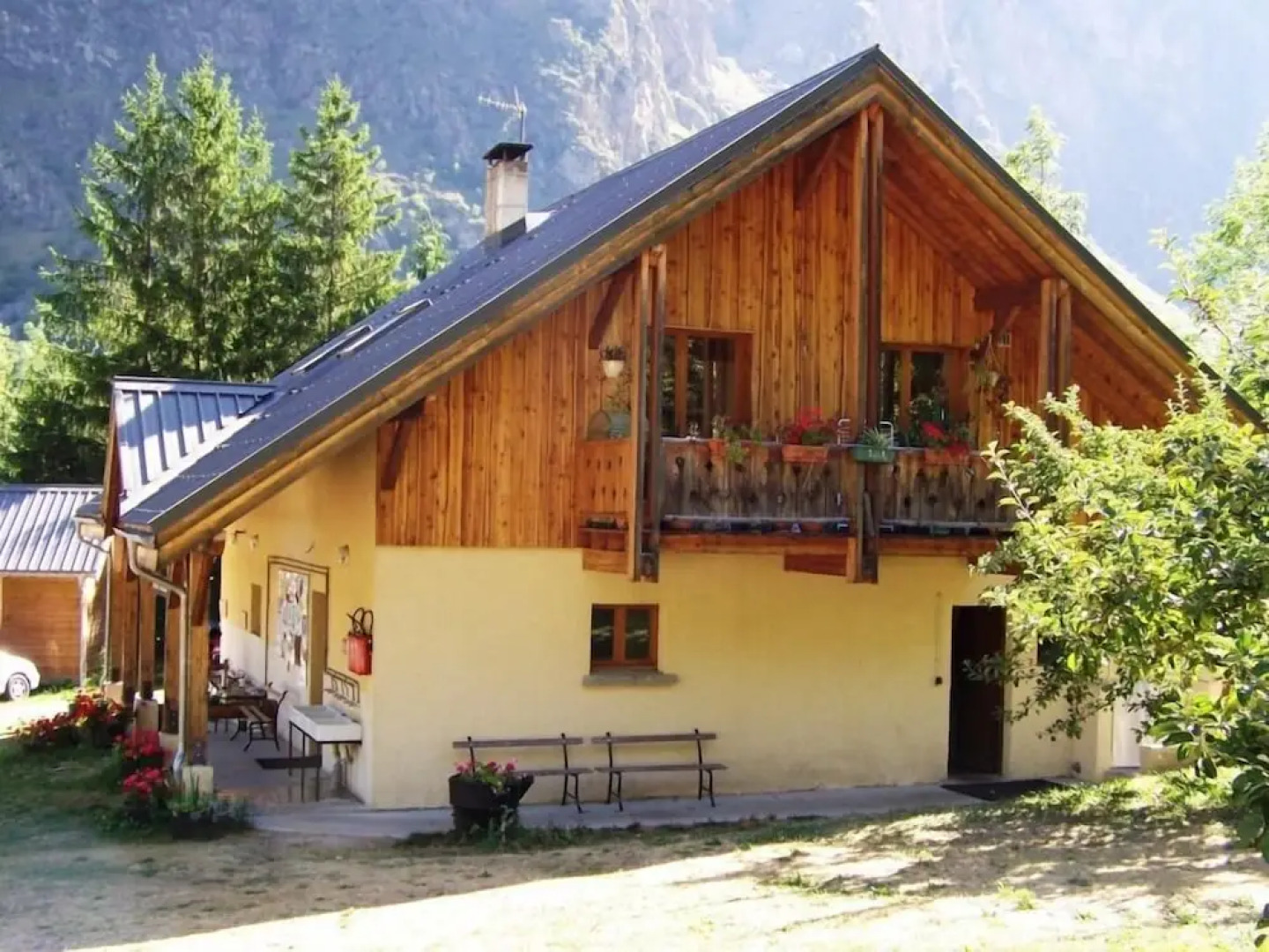 Camping La Cascade De Venosc