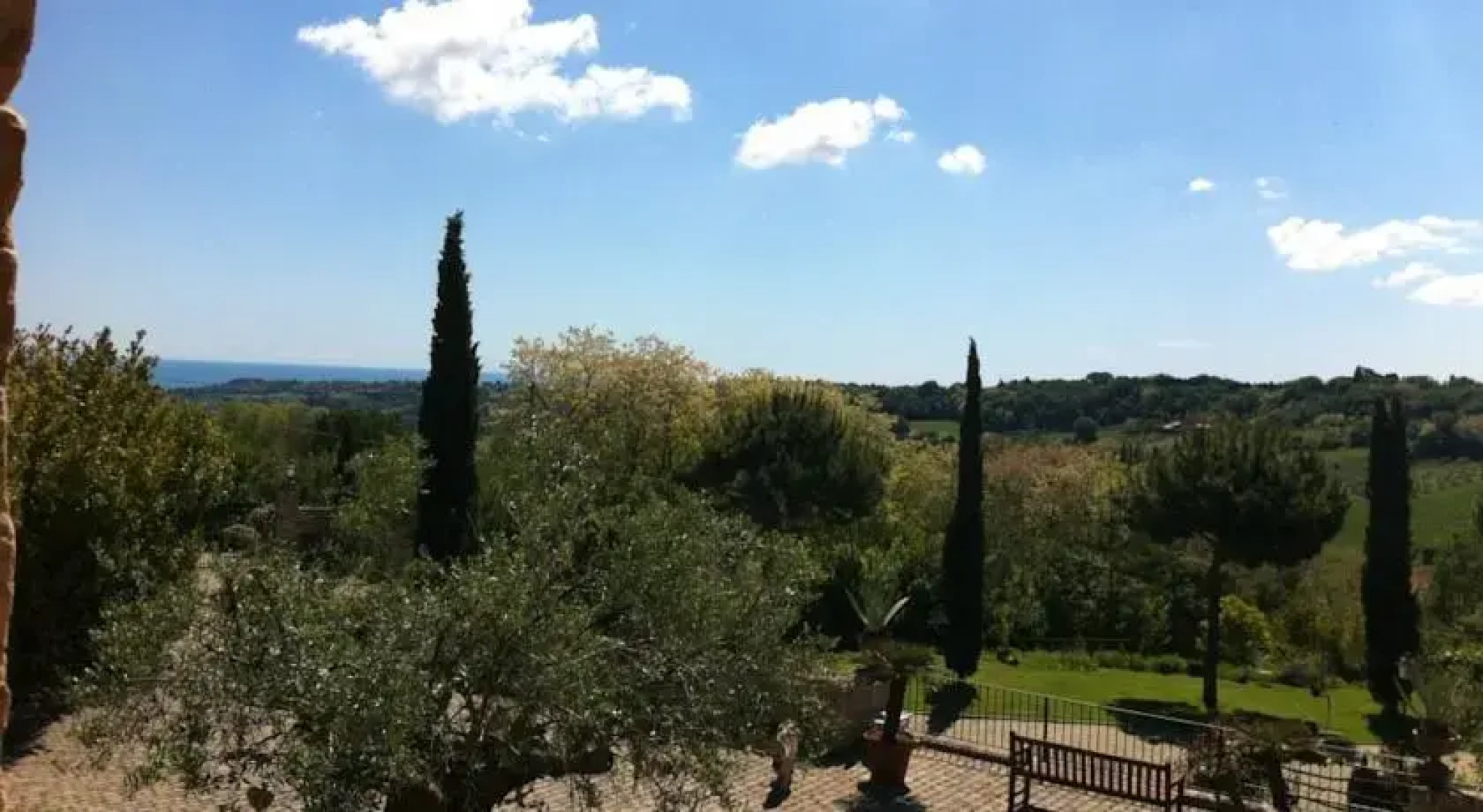 Borgo Latino Azzurro Selvaggio