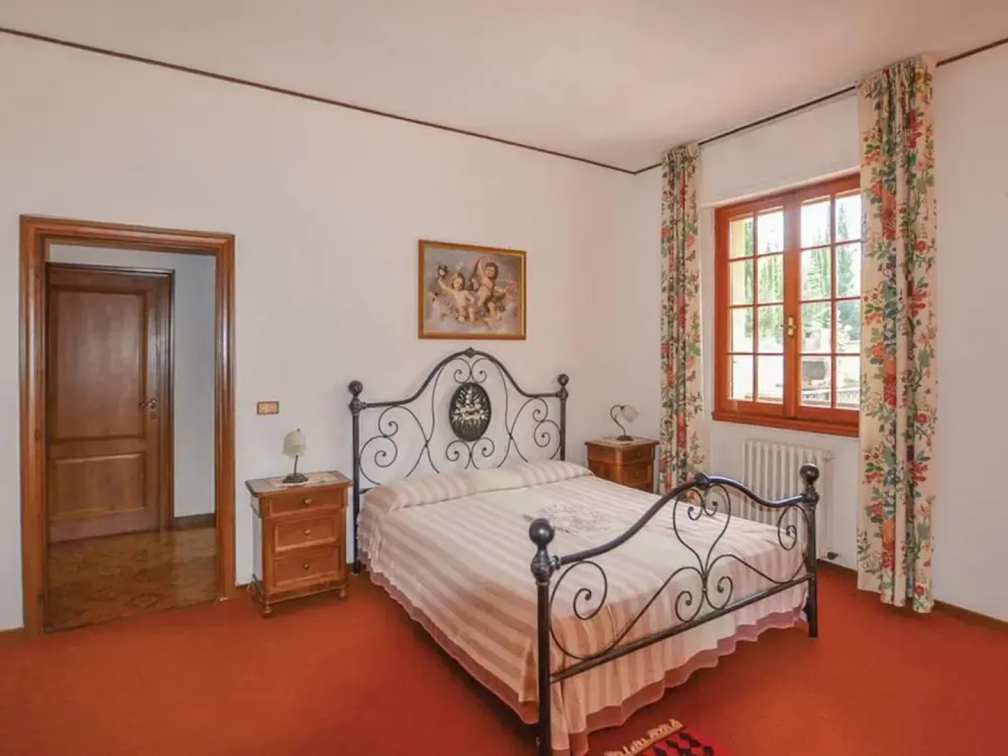 Lavish Holiday Home in Subbiano Arezzo With Swimming Pool