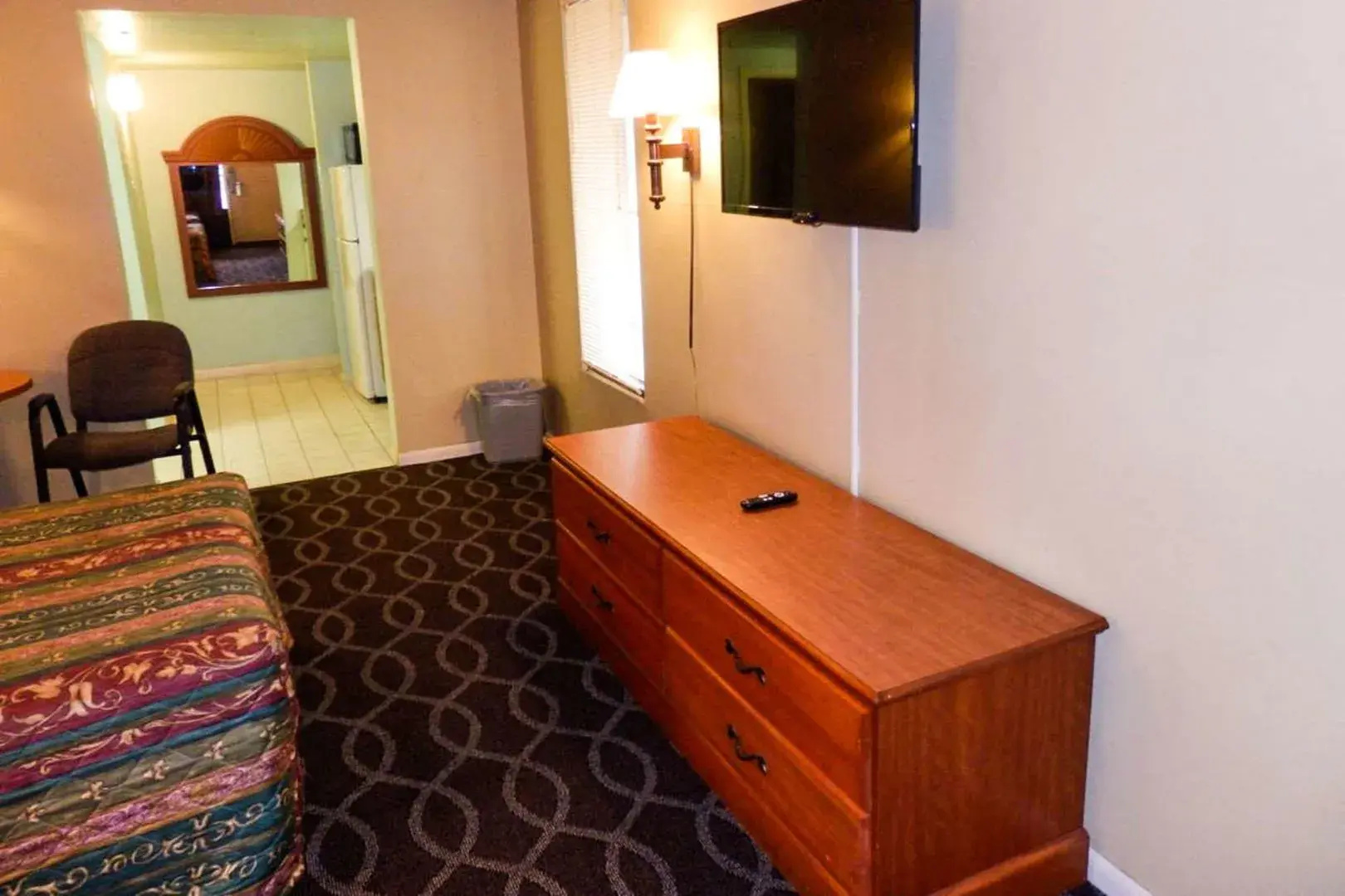 Red Roof PLUS+ & Suites Virginia Beach – Seaside