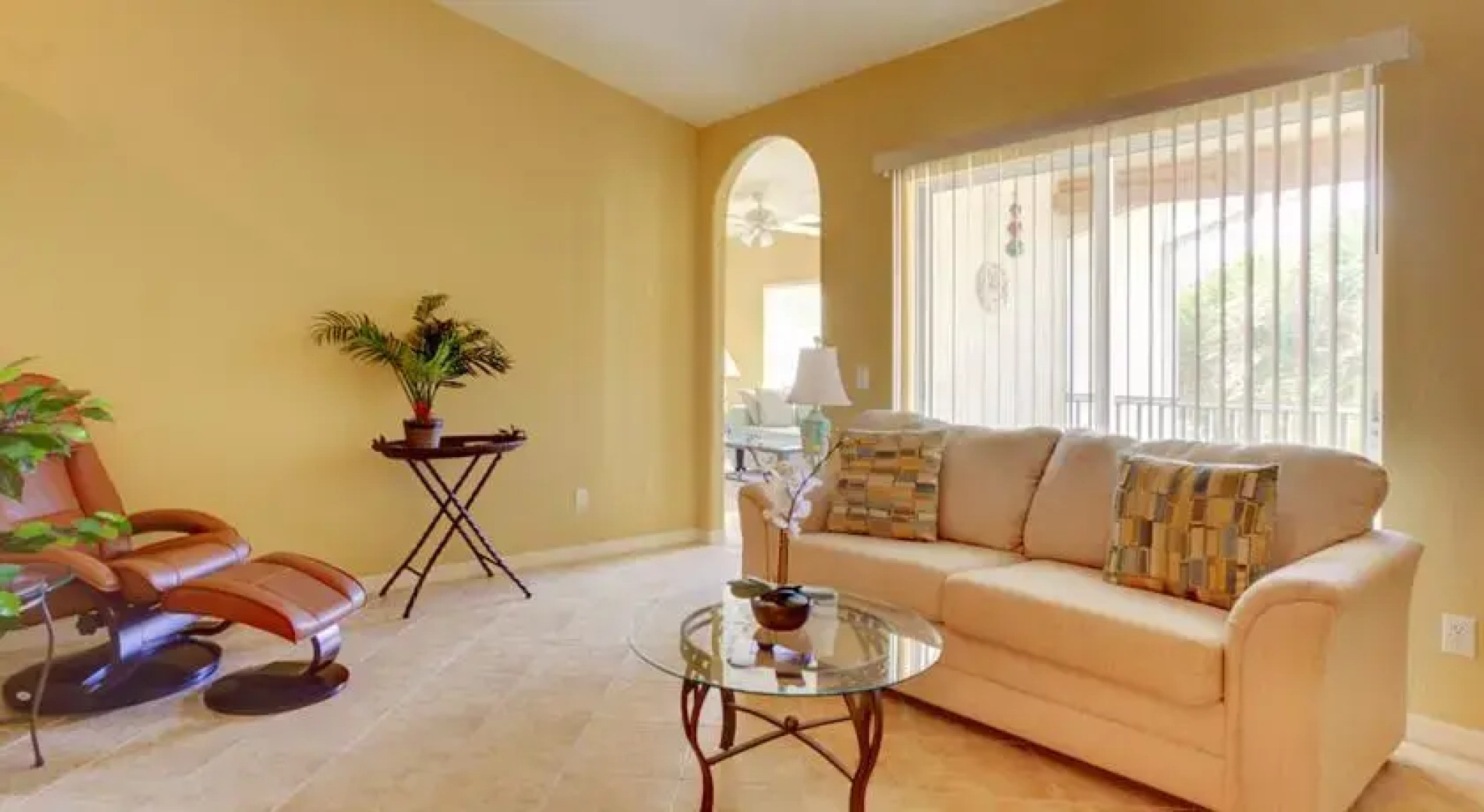 L Pavia condo by Vacation Rental Pros