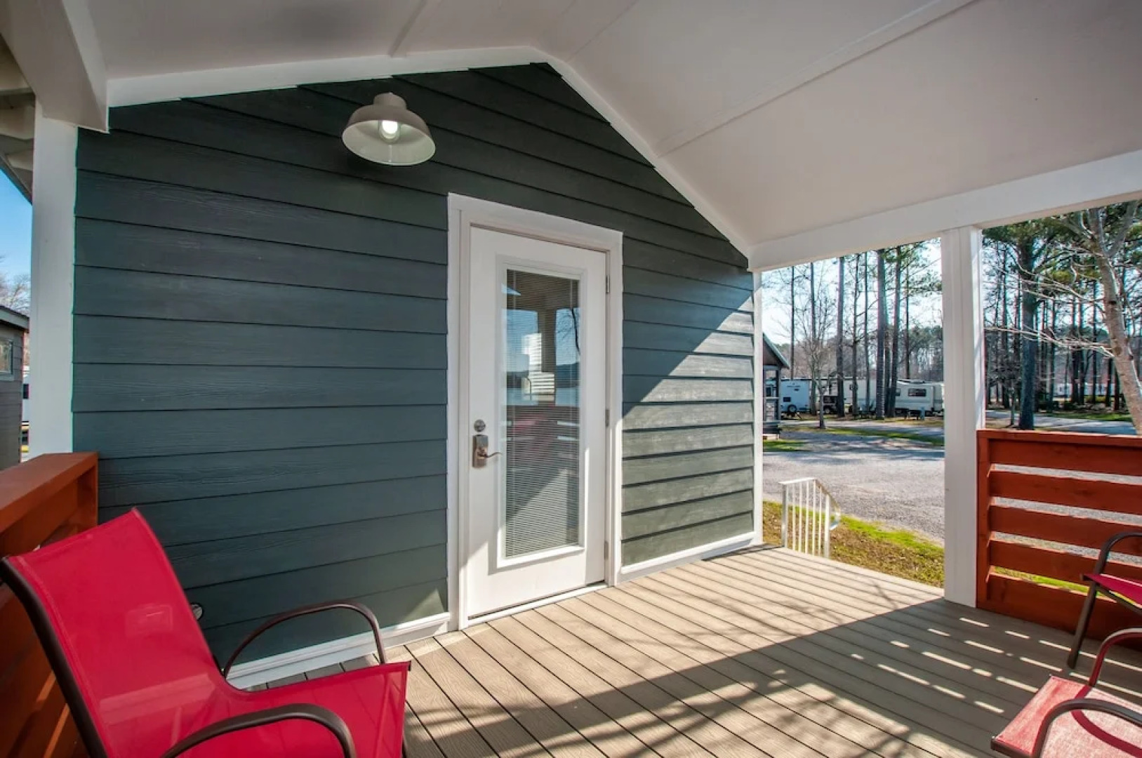 Sunset , River Rocks Landing With 3 Pools! 1 Bedroom Bungalow