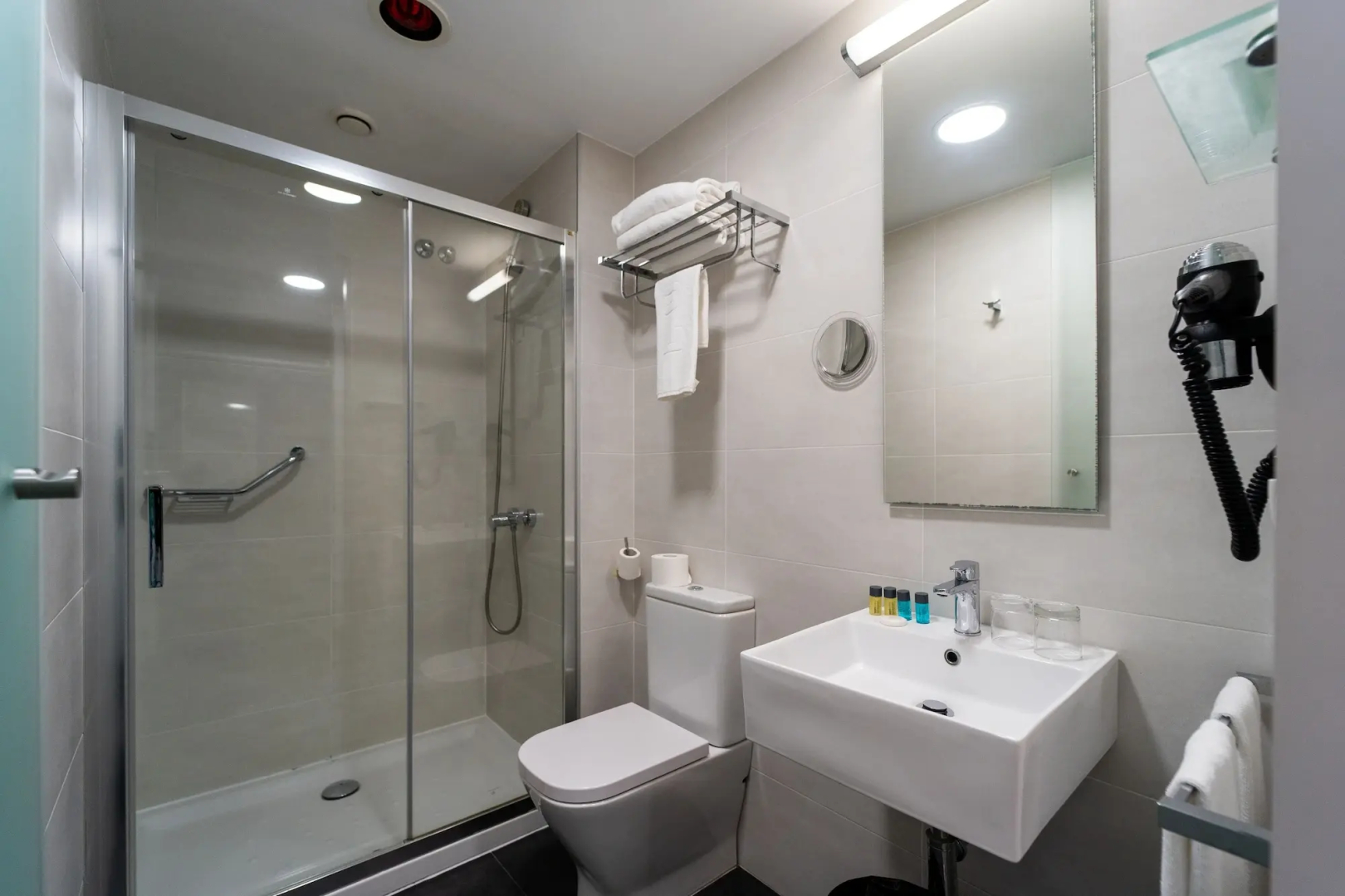 Lux Santiago Hotel
