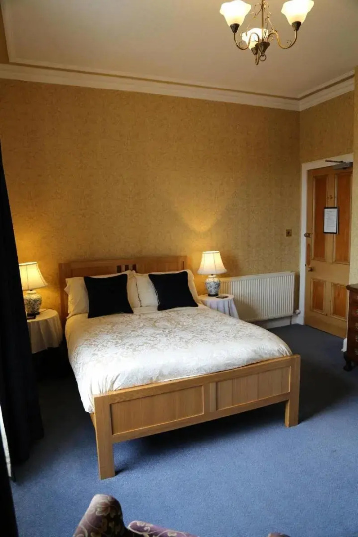 The Pines Guesthouse