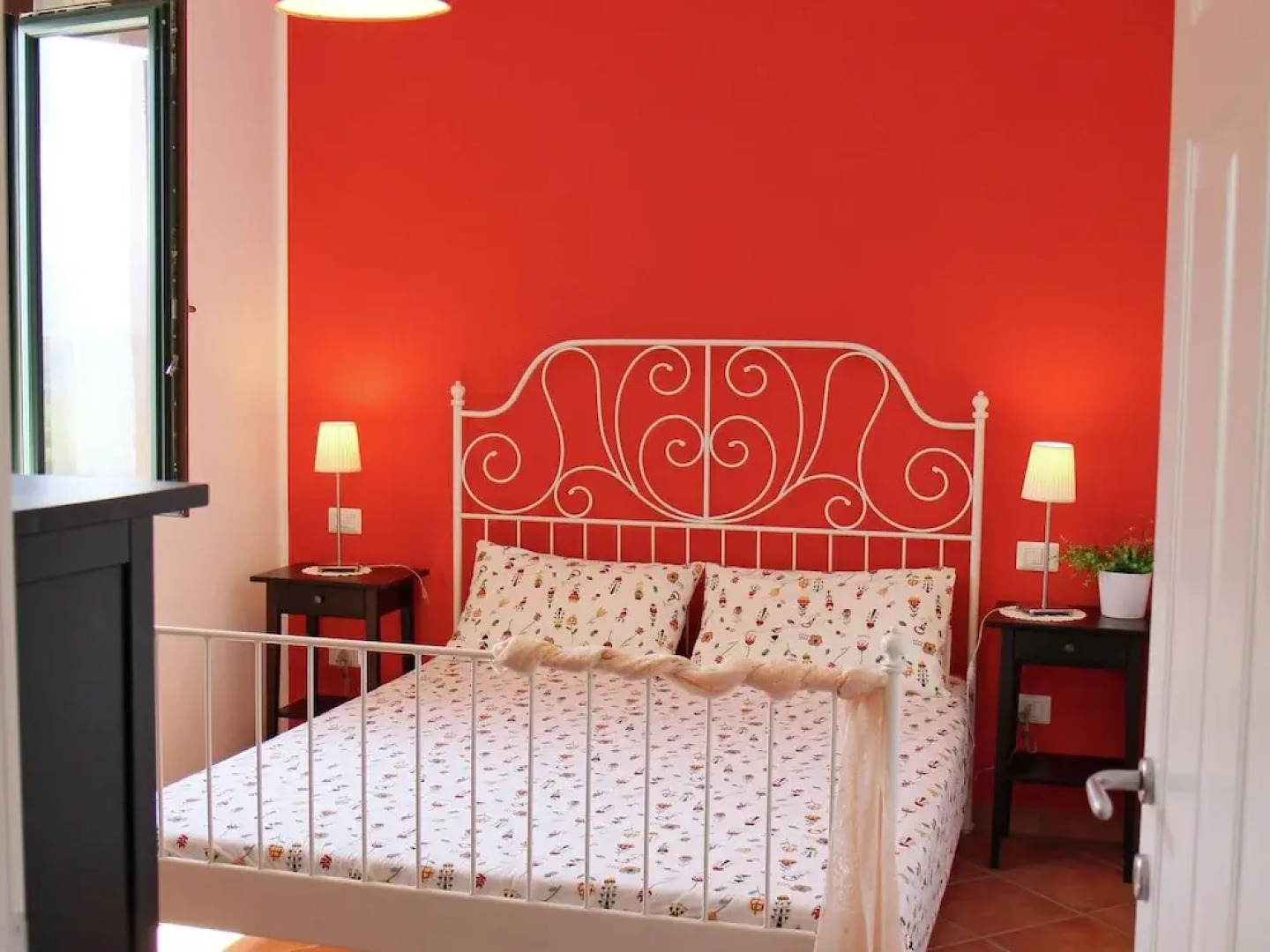 Spacious Holiday Home in Santa Lucia with Swimming Pool