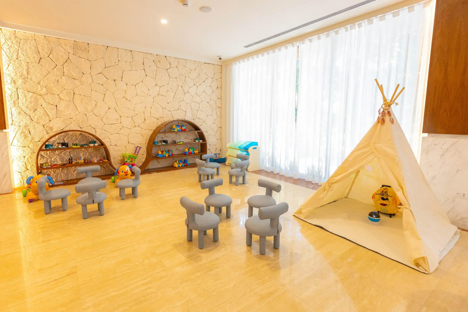 Family Selection At Grand Palladium Kantenah Resort & Spa - All Inclusive