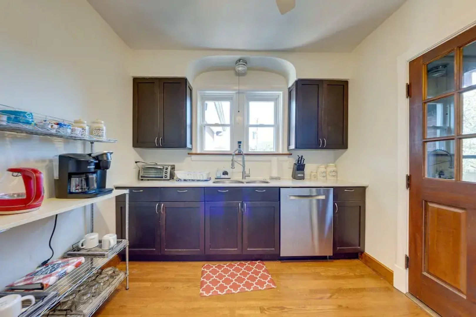 Pet-friendly St Louis Home w/ Grill & Backyard