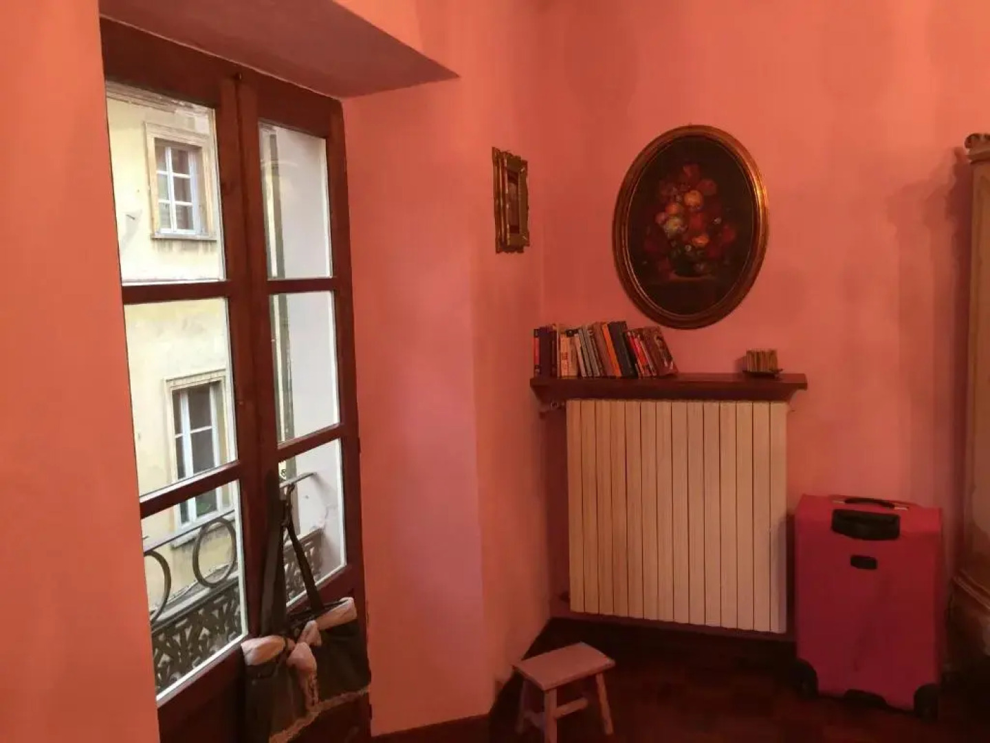 Lalla's Central Apartment