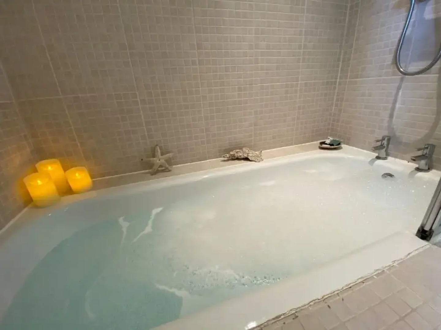 Lovely Seaside Apartment in Central Eastbourne