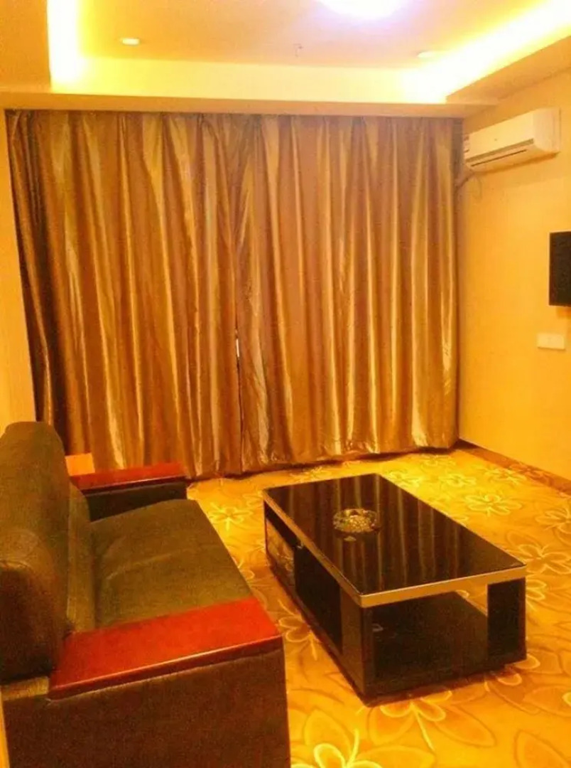 Hualian Business Hotel