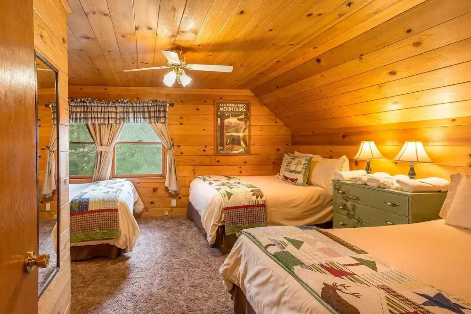 Arrowhead Pine Rose Cabins