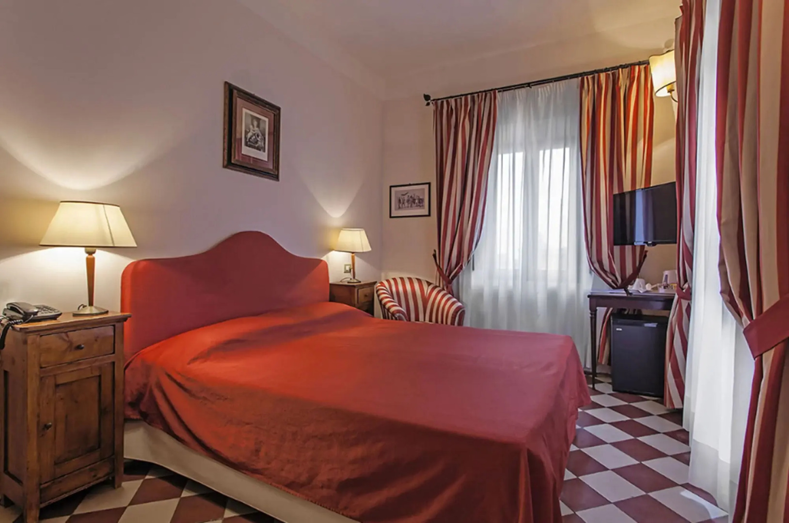 Il Chiostro del Carmine