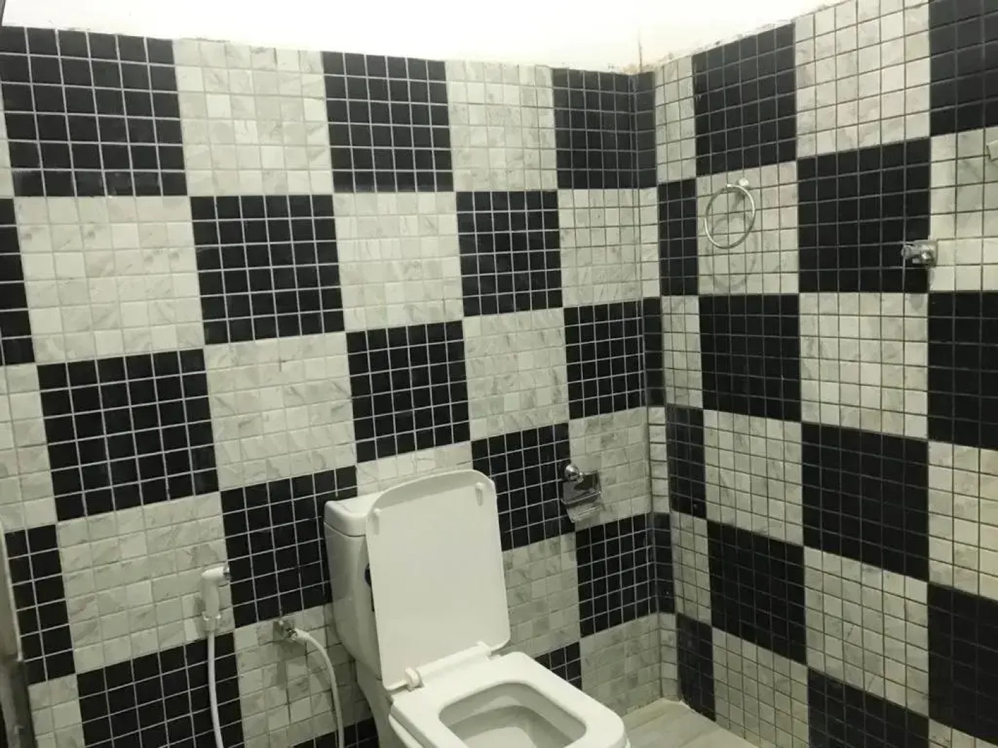 Diyaluma Manusha Hotel