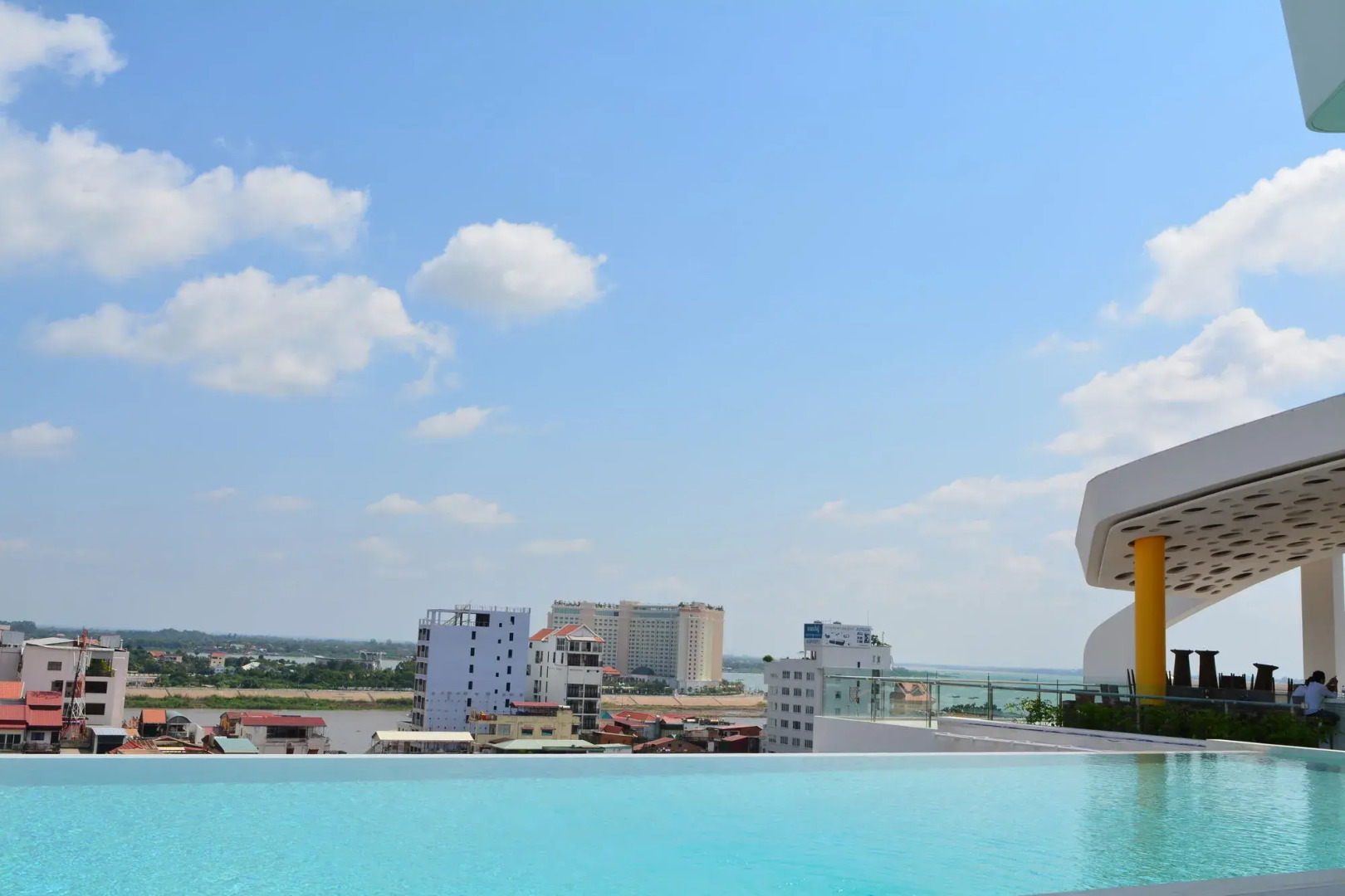 SUN & MOON, Urban Hotel