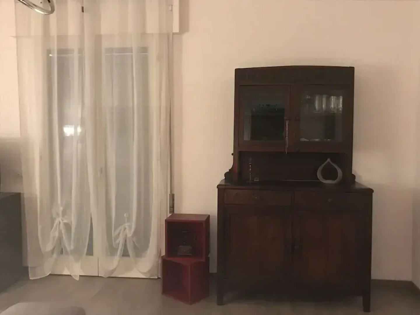 Emilio's House Located in a Quite and Residential Area