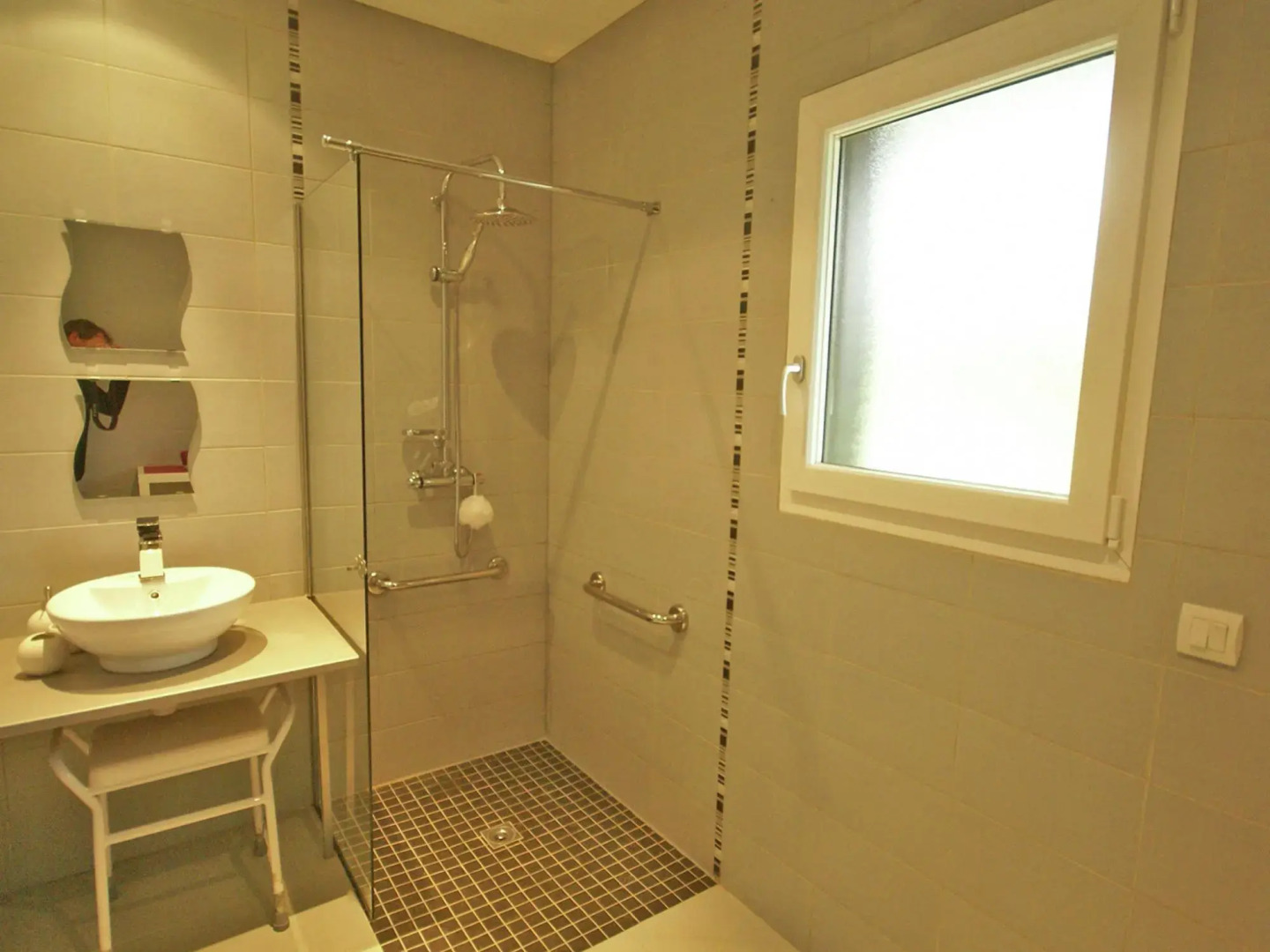 Modern and luxurious design home at the edge of a forest and a stream