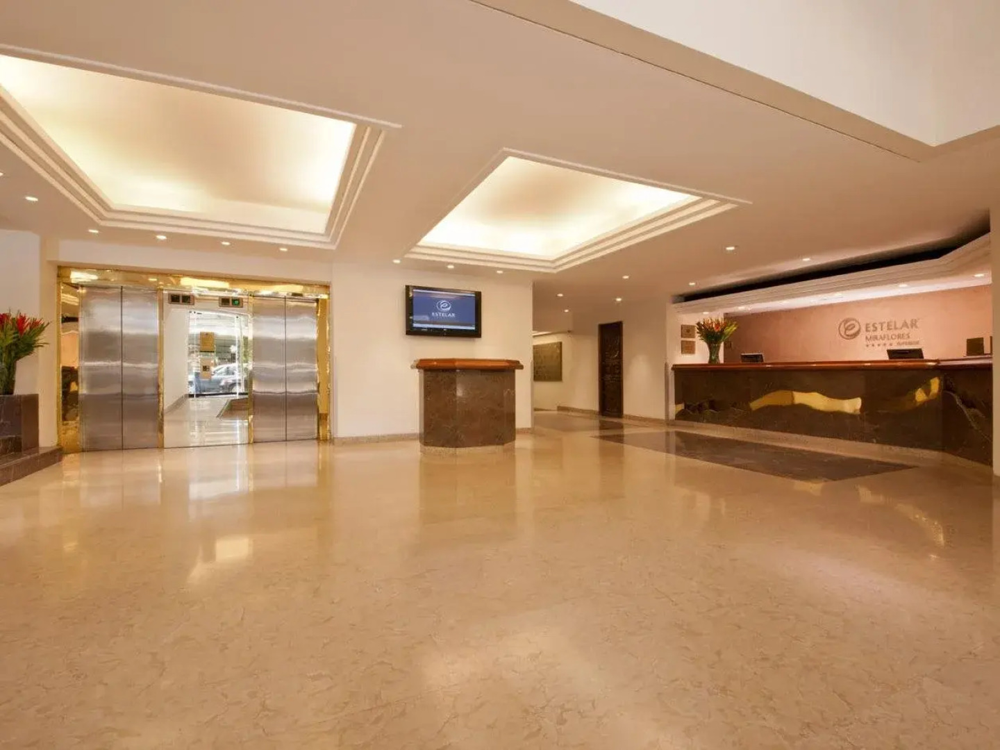 Hotel Estelar Miraflores